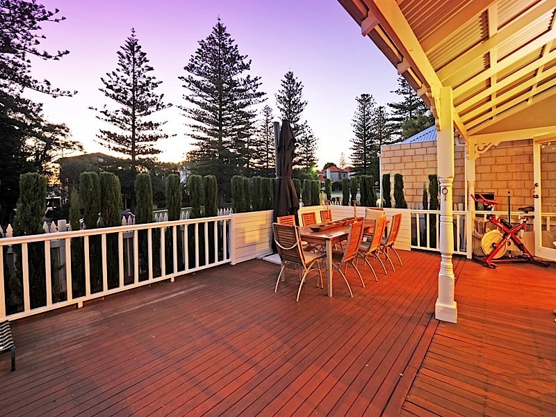 38 Broome Street, Cottesloe WA 6011