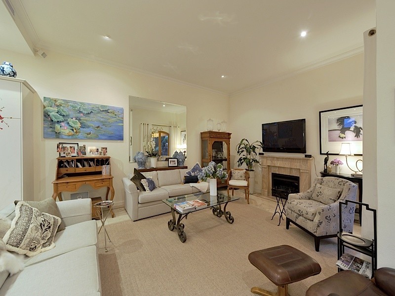 15 Clarendon Street, Cottesloe WA 6011