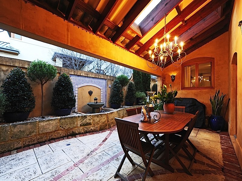 15 Clarendon Street, Cottesloe WA 6011