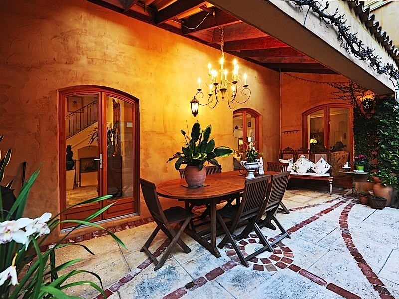 15 Clarendon Street, Cottesloe WA 6011