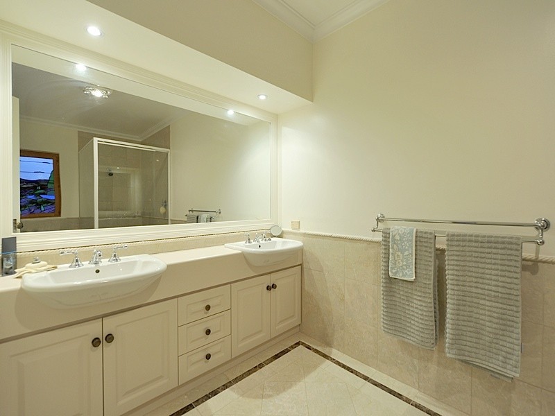 15 Clarendon Street, Cottesloe WA 6011