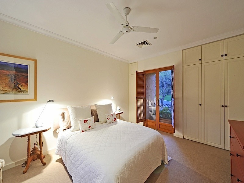 15 Clarendon Street, Cottesloe WA 6011