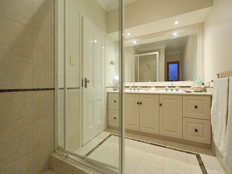 15 Clarendon Street, Cottesloe WA 6011