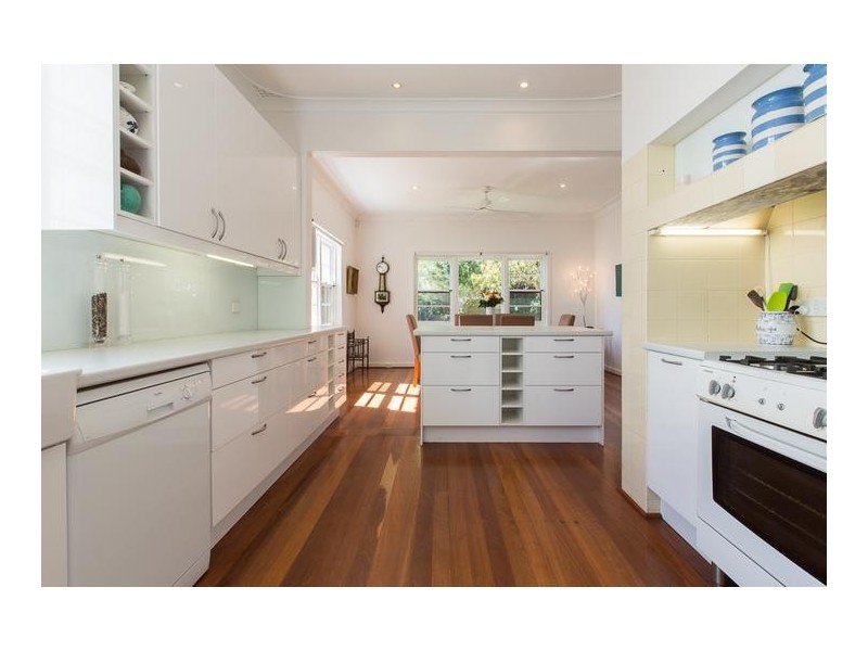 16 Swansea Street, Swanbourne WA 6010