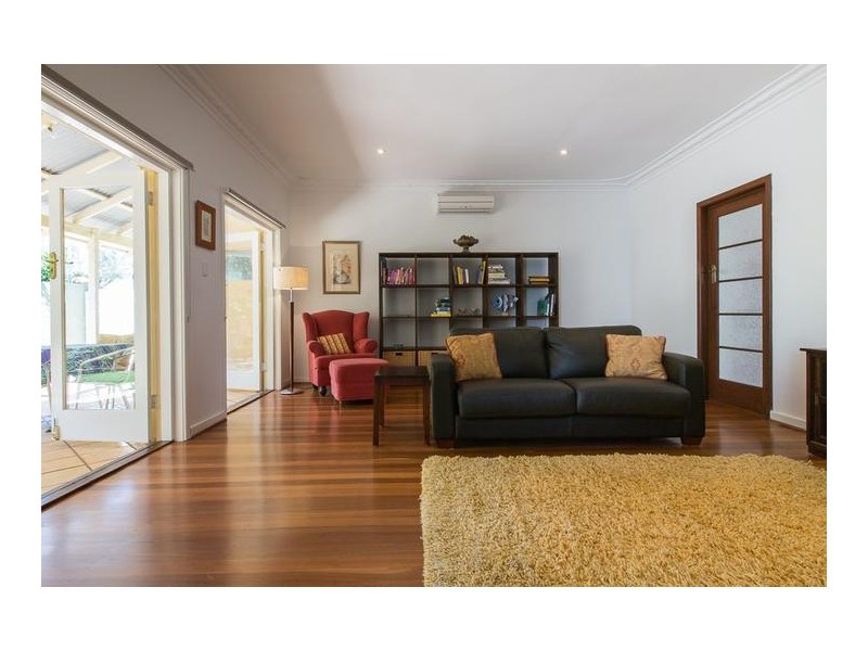 16 Swansea Street, Swanbourne WA 6010