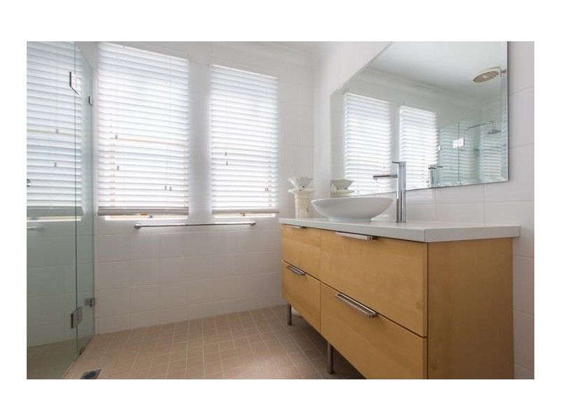 16 Swansea Street, Swanbourne WA 6010