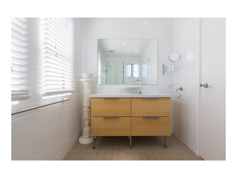 16 Swansea Street, Swanbourne WA 6010