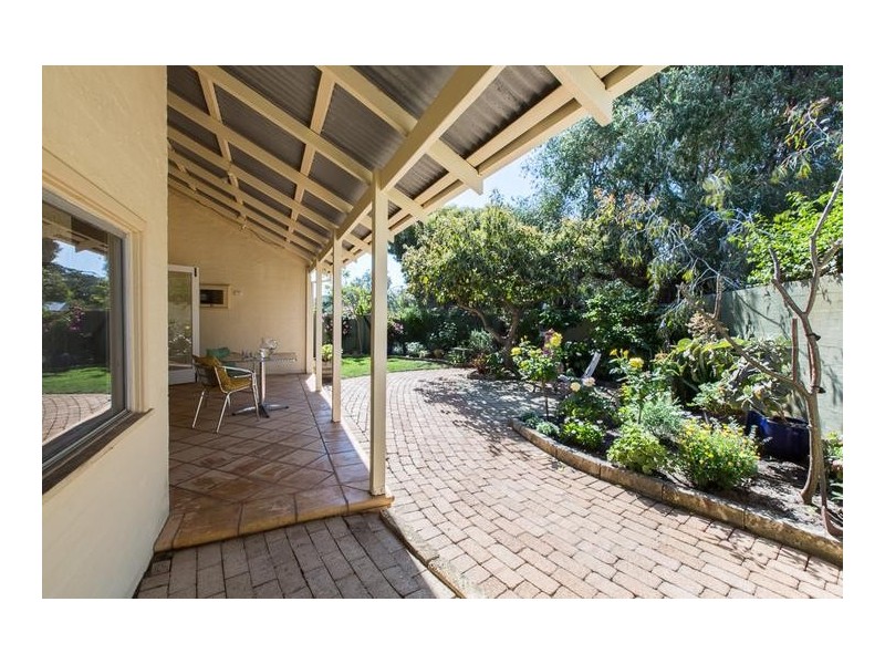 16 Swansea Street, Swanbourne WA 6010