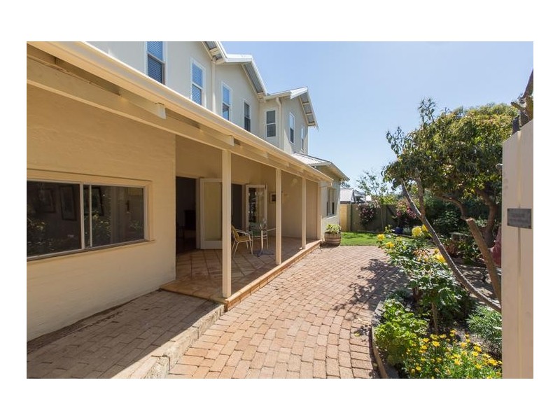 16 Swansea Street, Swanbourne WA 6010