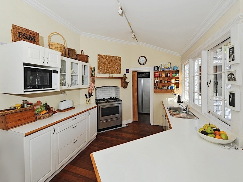 259 Marmion Street, Cottesloe WA 6011