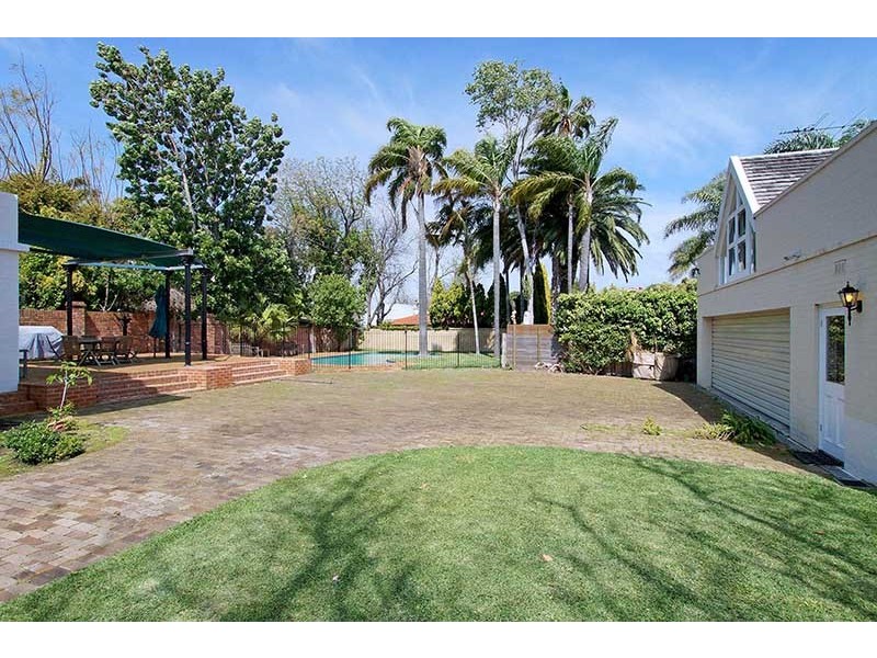 16 Agett Road, Claremont WA 6010