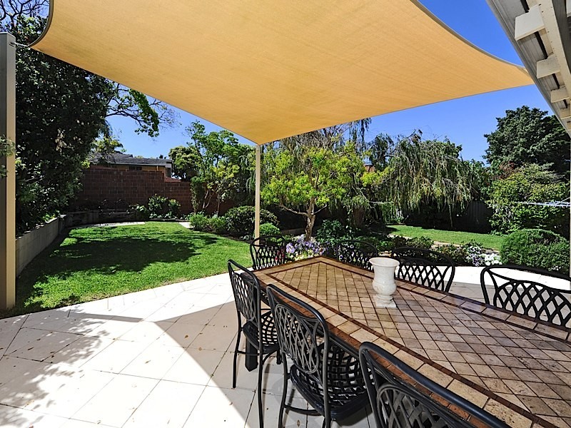 99 Clement Street, Swanbourne WA 6010