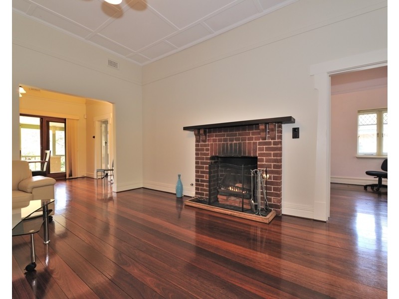 14a Barsden Street, Cottesloe WA 6011