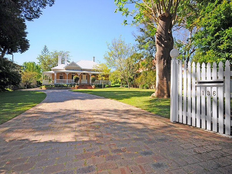 Peppermint Grove WA 6011
