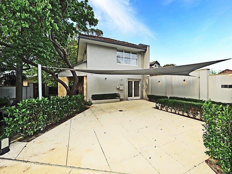 15A Cliff Way, Claremont WA 6010