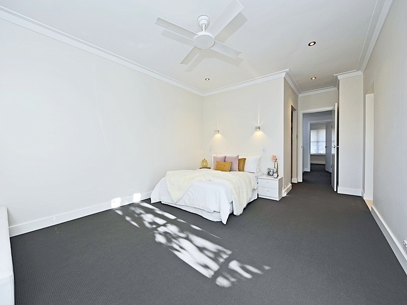 15A Cliff Way, Claremont WA 6010