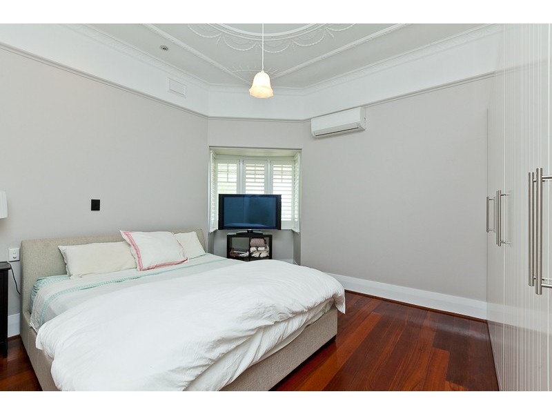 2 Greenham Street, Cottesloe WA 6011