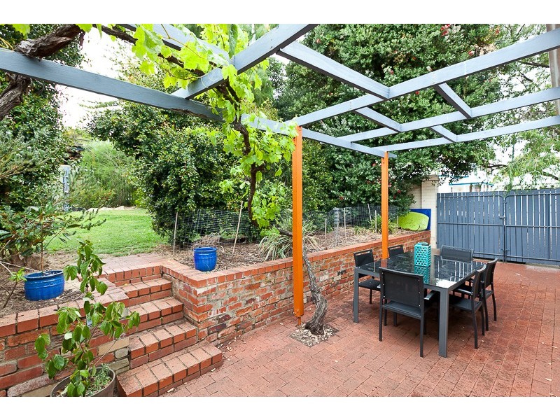 2 Greenham Street, Cottesloe WA 6011