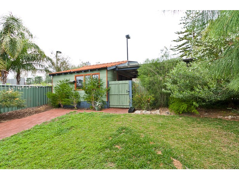 2 Greenham Street, Cottesloe WA 6011