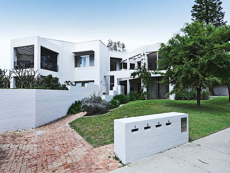 4/14 Hamersley Street, Cottesloe WA 6011