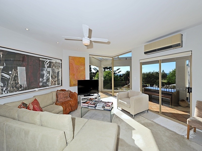 4/14 Hamersley Street, Cottesloe WA 6011