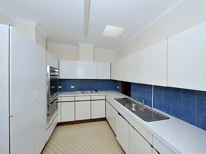 17 Goldsmith Road, Claremont WA 6010