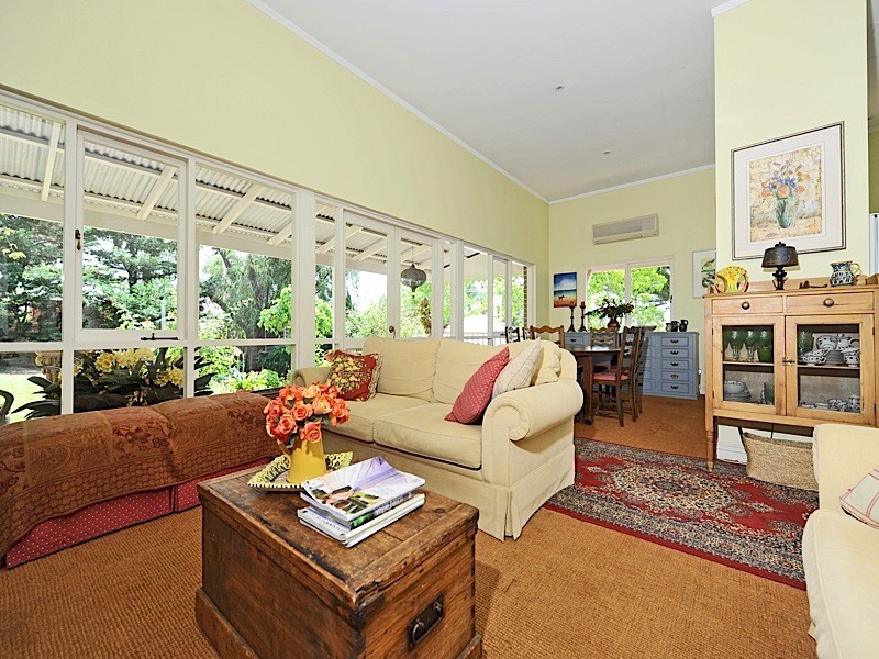 54 Pearse Street, Cottesloe WA 6011