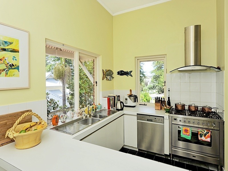 54 Pearse Street, Cottesloe WA 6011