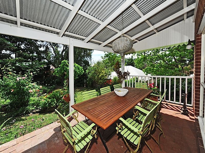 54 Pearse Street, Cottesloe WA 6011