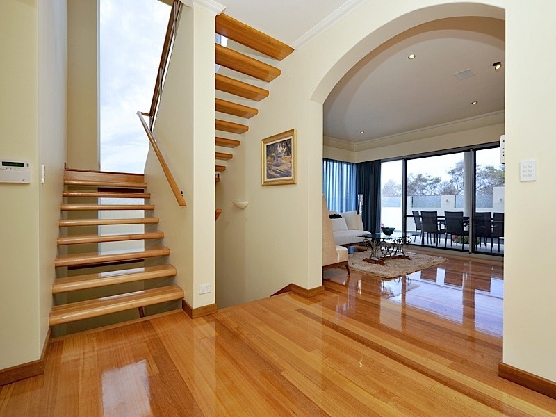 14 Phyllis Street, North Fremantle WA 6159