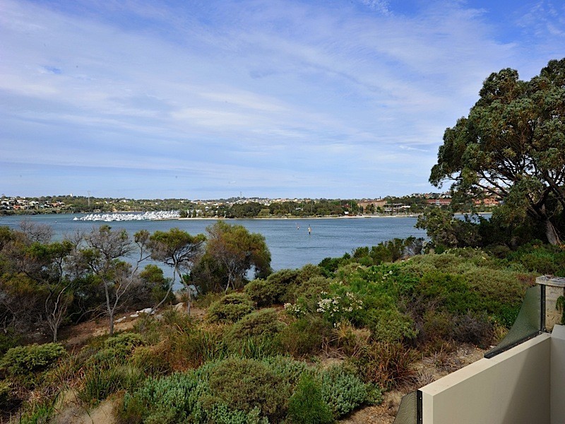 14 Phyllis Street, North Fremantle WA 6159