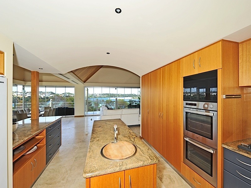 14 Phyllis Street, North Fremantle WA 6159