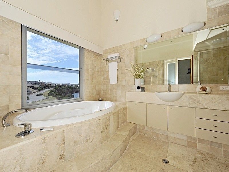 14 Phyllis Street, North Fremantle WA 6159