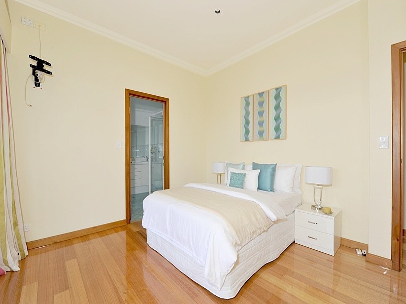 14 Phyllis Street, North Fremantle WA 6159