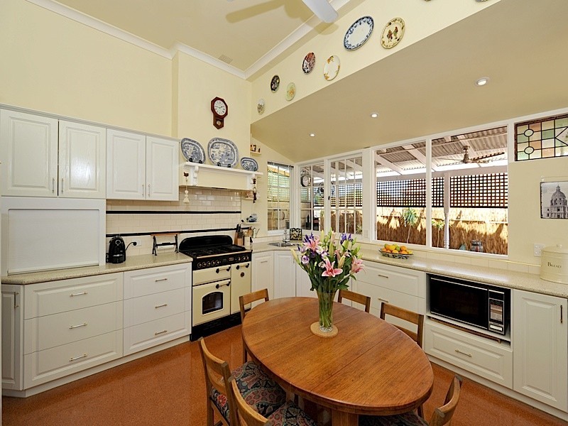 19 Dean Street, Claremont WA 6010