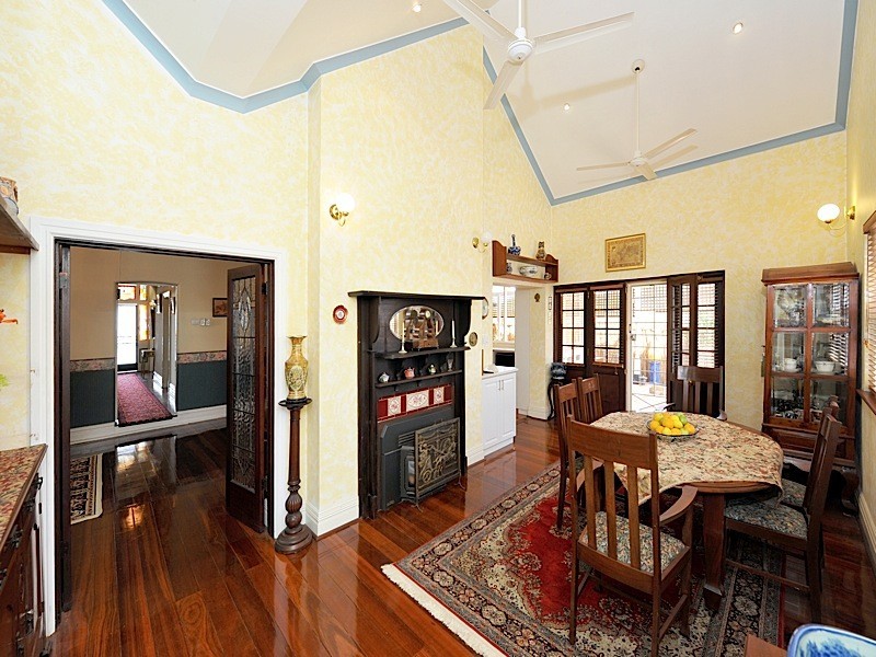 19 Dean Street, Claremont WA 6010