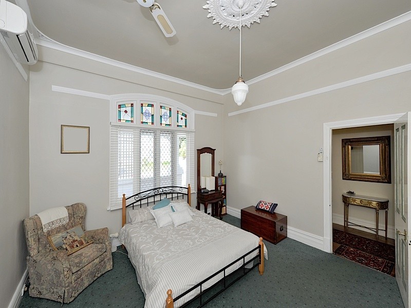 19 Dean Street, Claremont WA 6010