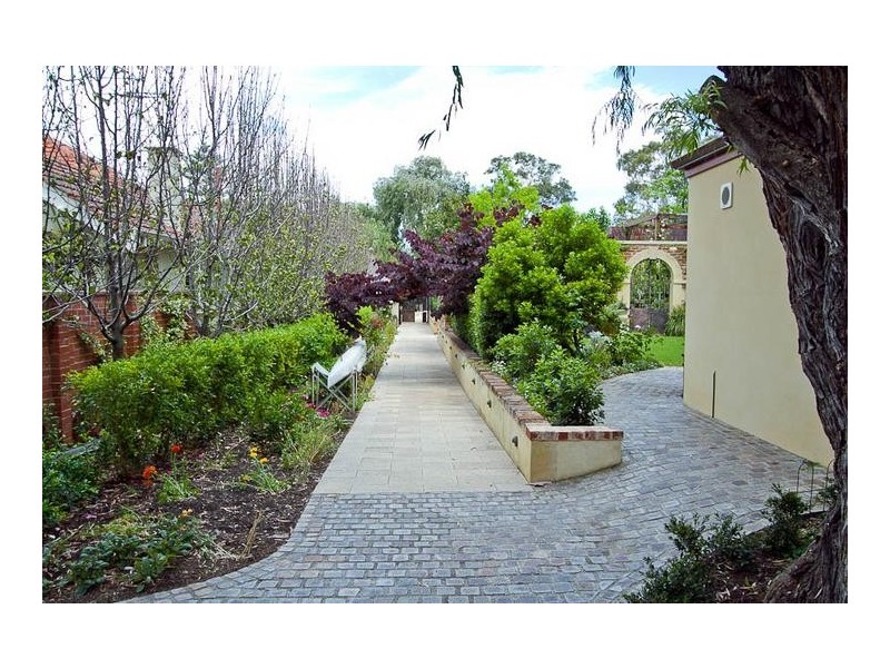 54 Irvine Street, Peppermint Grove WA 6011