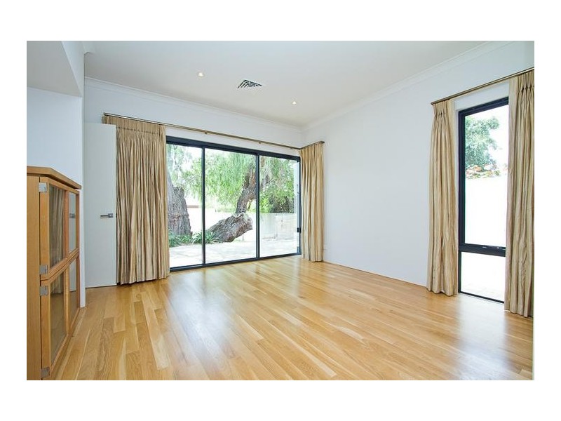 54 Irvine Street, Peppermint Grove WA 6011