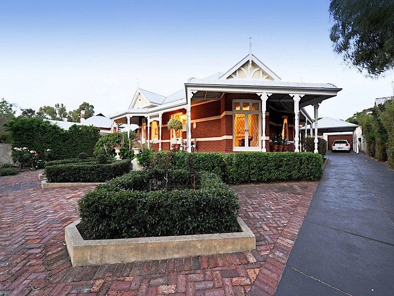 10 Reserve Street, Claremont WA 6010