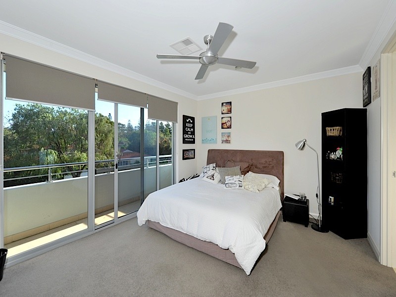 4 Ackland Way, Cottesloe WA 6011