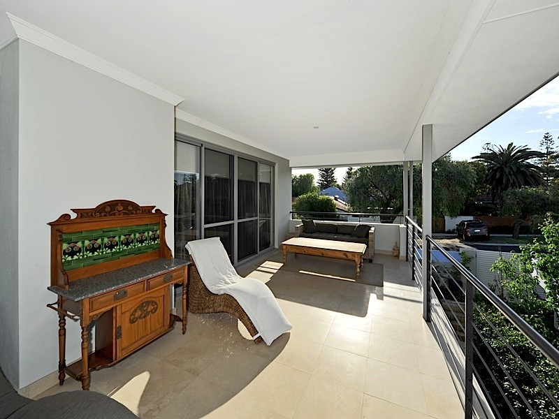 4 Ackland Way, Cottesloe WA 6011