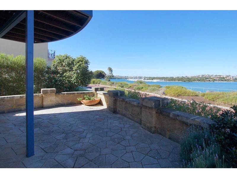 9 Foundry Court, North Fremantle WA 6159