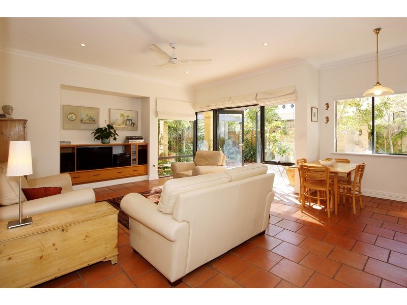 9 Foundry Court, North Fremantle WA 6159