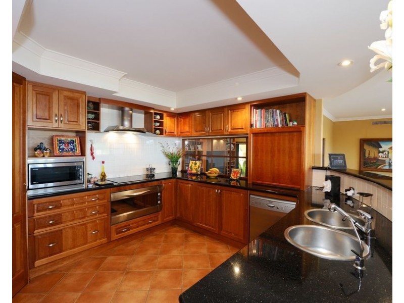 3 Muros Close, Warnbro WA 6169