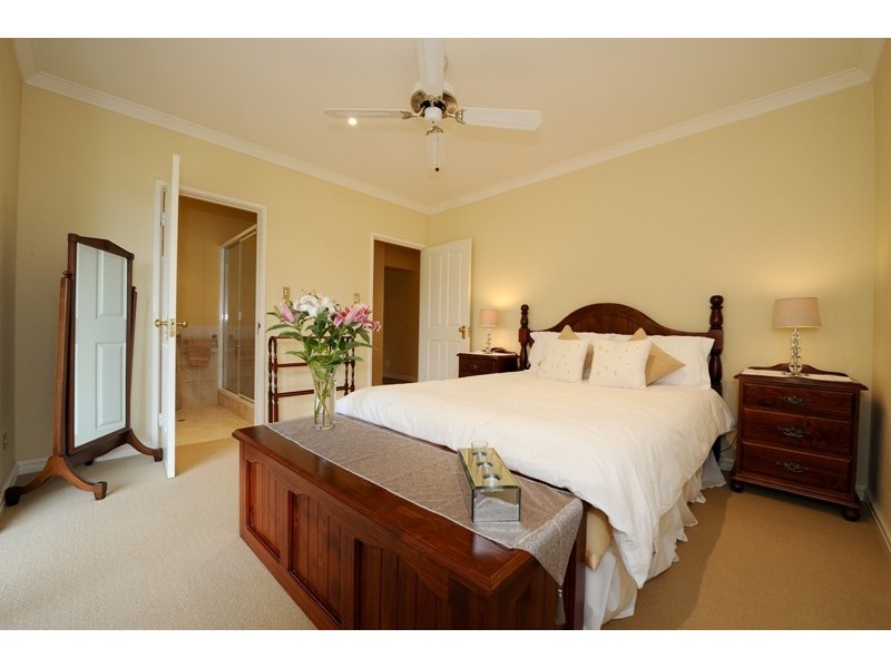 3 Muros Close, Warnbro WA 6169