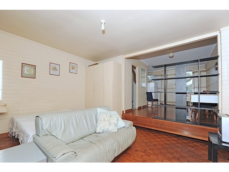 9/14 McNamara Way, Cottesloe WA 6011