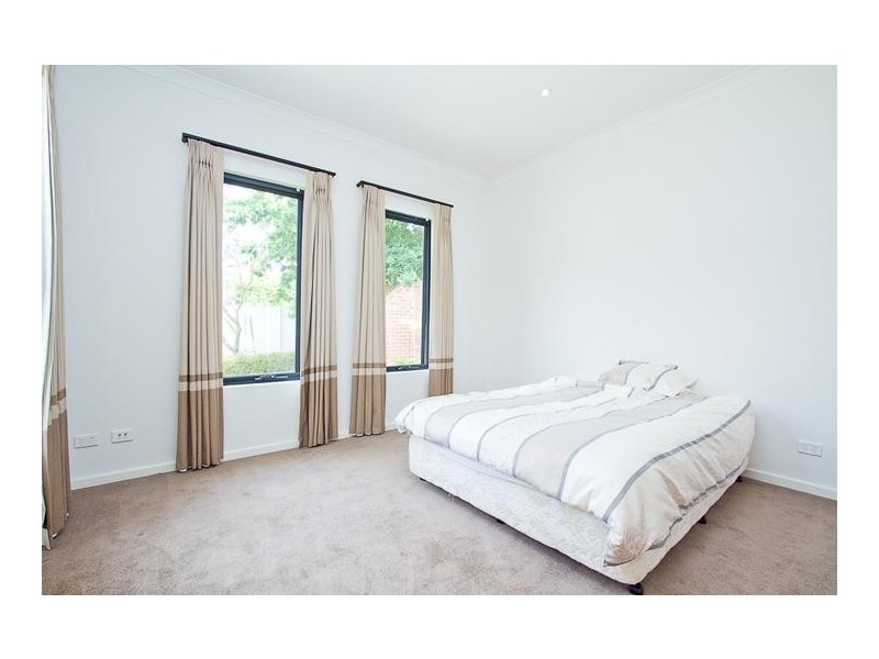 54 Irvine Street, Peppermint Grove WA 6011