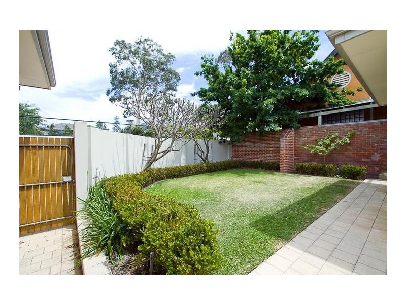 54 Irvine Street, Peppermint Grove WA 6011