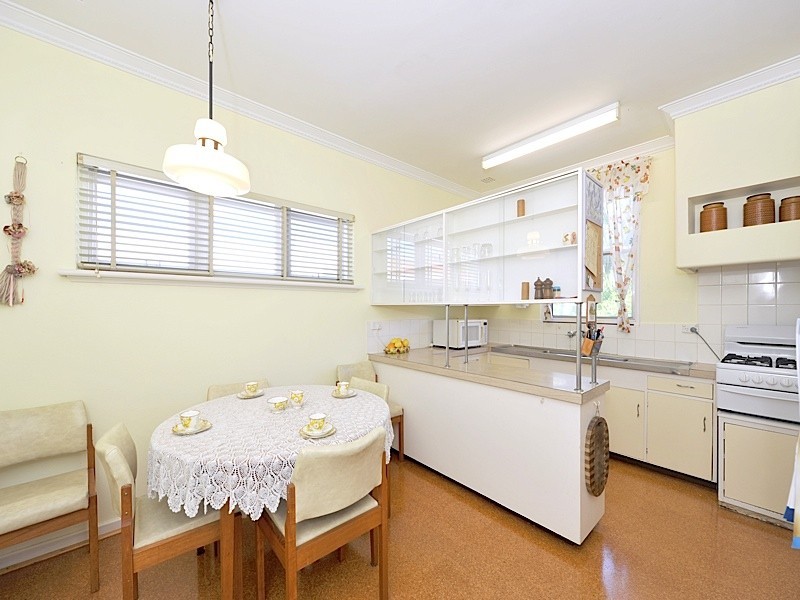 37 Boreham Street, Cottesloe WA 6011